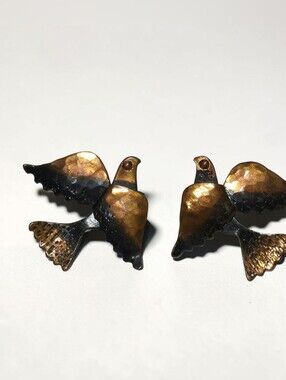 Unsigned Rebajes Style Hammered Copper Bird Dove Earrings Mid Century Vintage